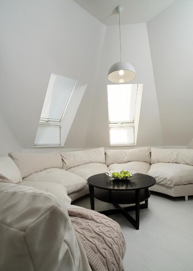 White Attic Apartment Odessa Exterior photo